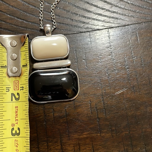 Lia Sophia necklace - Picture 6 of 7